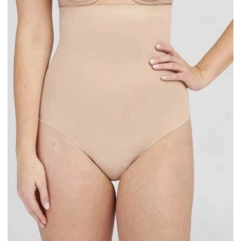 Assets by Spanx Womens Plus 1X Neutral High-Waisted Shaping Thong NEW